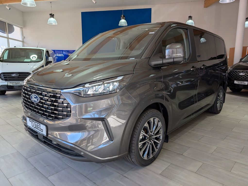 Ford Tourneo Custom 2025