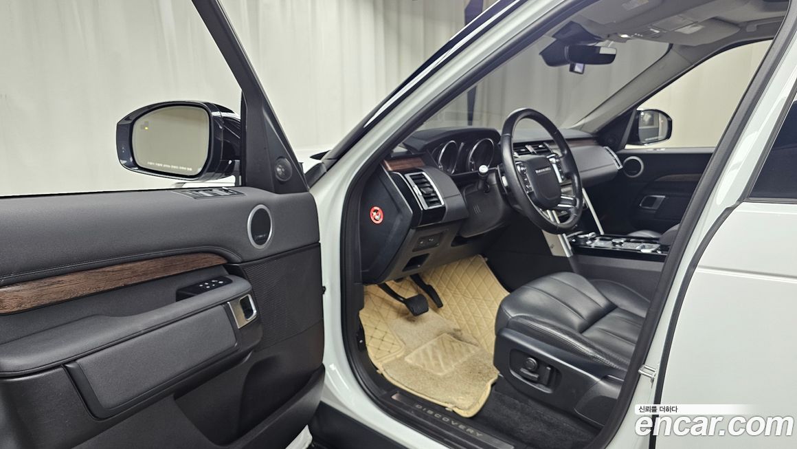 Land Rover Discovery 2017