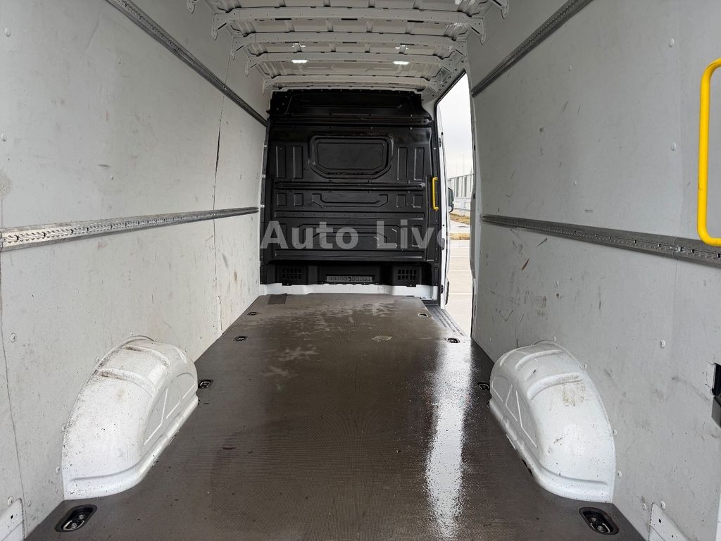 Volkswagen Crafter 2023