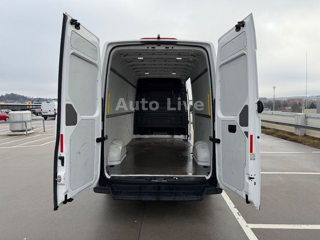 Volkswagen Crafter 2023