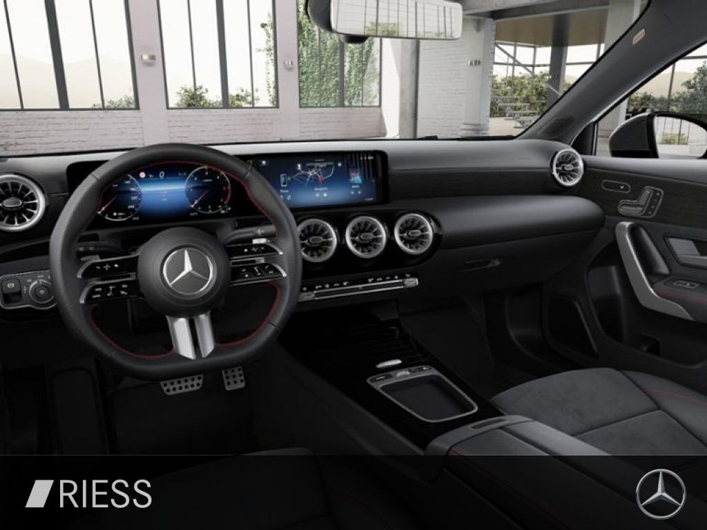 Mercedes-Benz A 200 2024