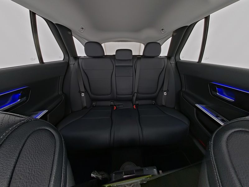 Mercedes-Benz C 200 2024