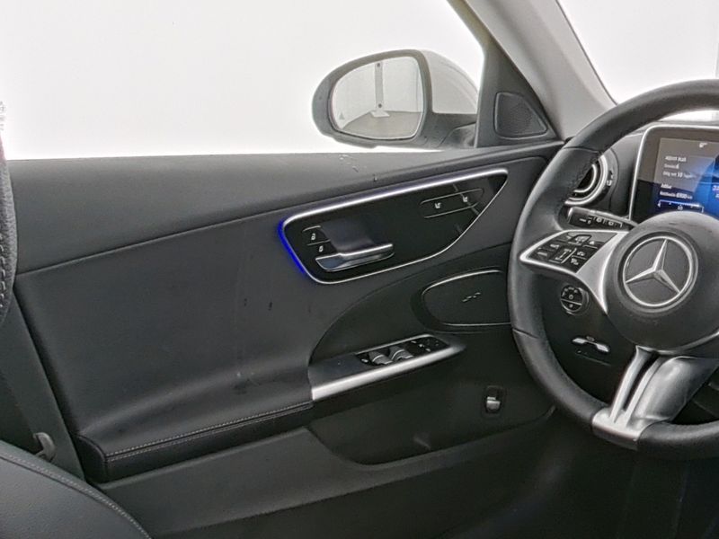 Mercedes-Benz C 200 2024