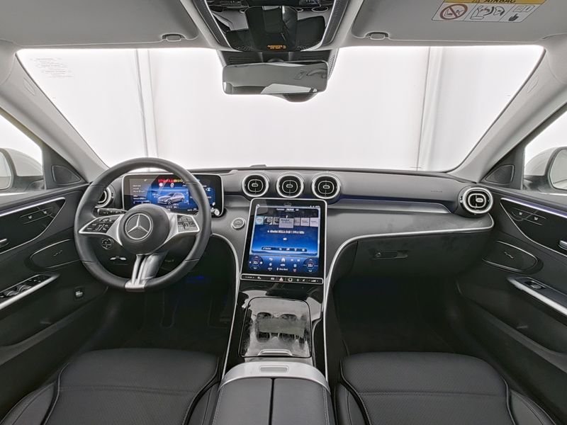 Mercedes-Benz C 200 2024