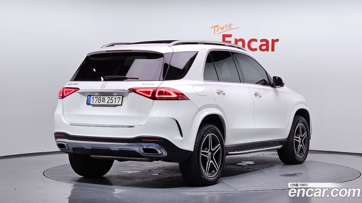 Mercedes-Benz GLE-Class 2021