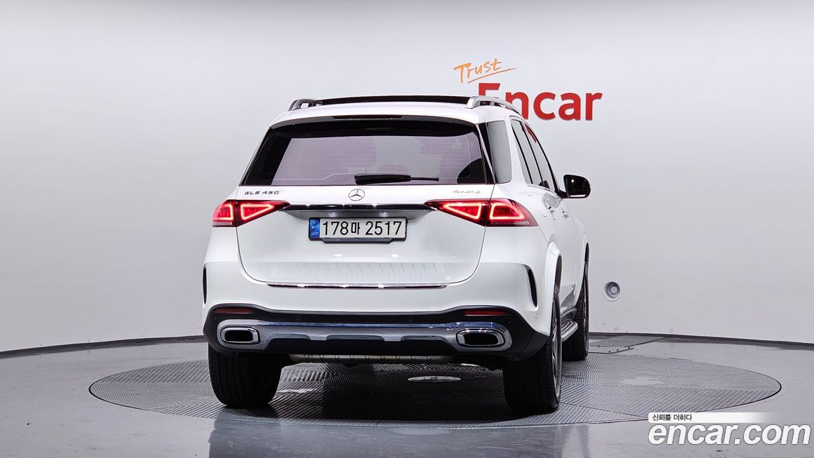 Mercedes-Benz GLE-Class 2021