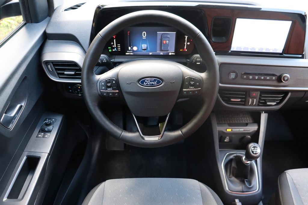 Ford Transit Courier 2024