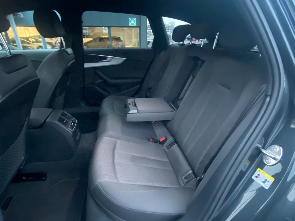 Audi A4 Allroad 2023