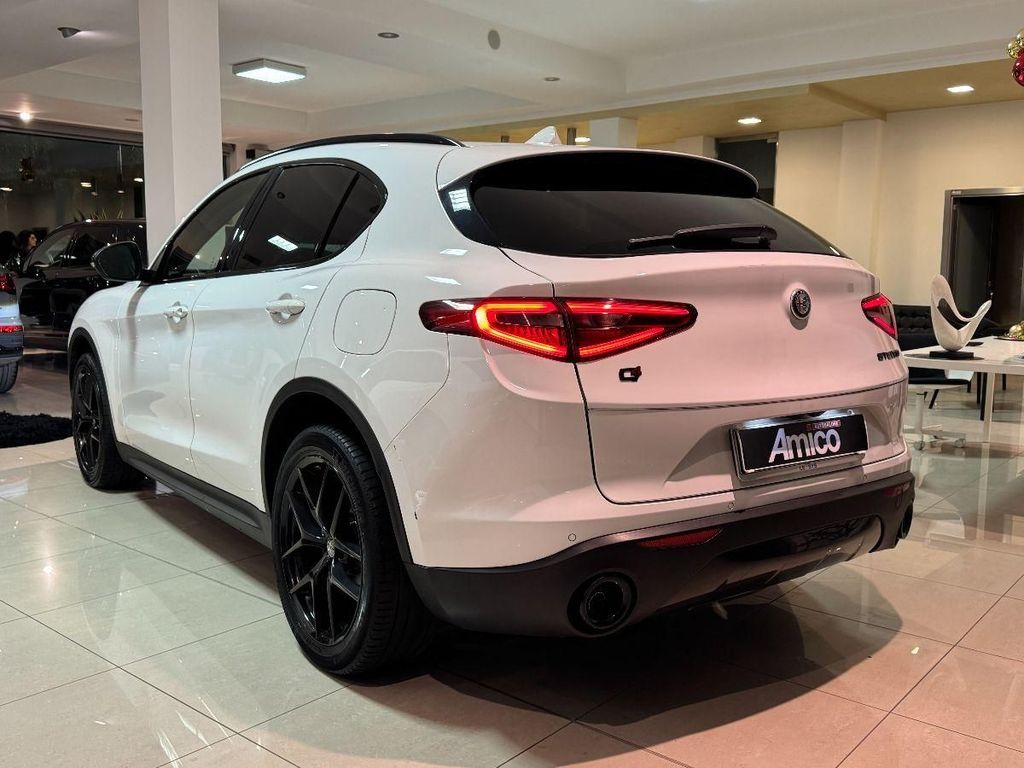 Alfa Romeo Stelvio 2019