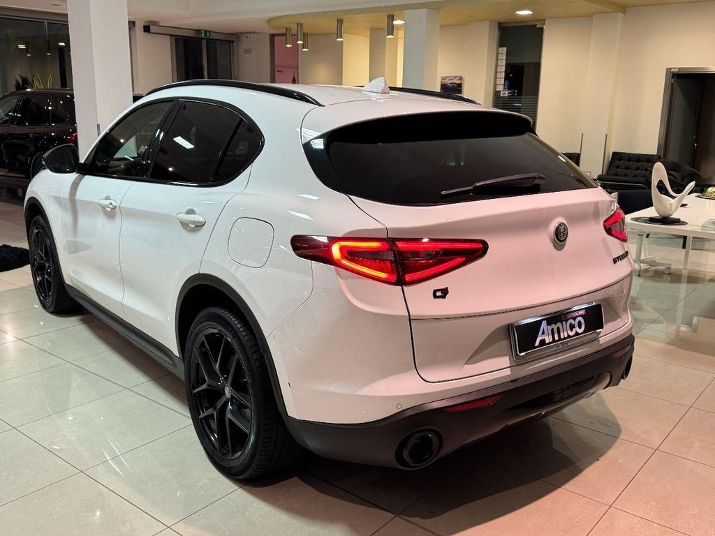 Alfa Romeo Stelvio 2019