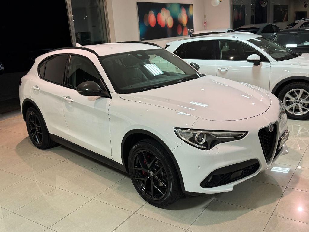 Alfa Romeo Stelvio 2019