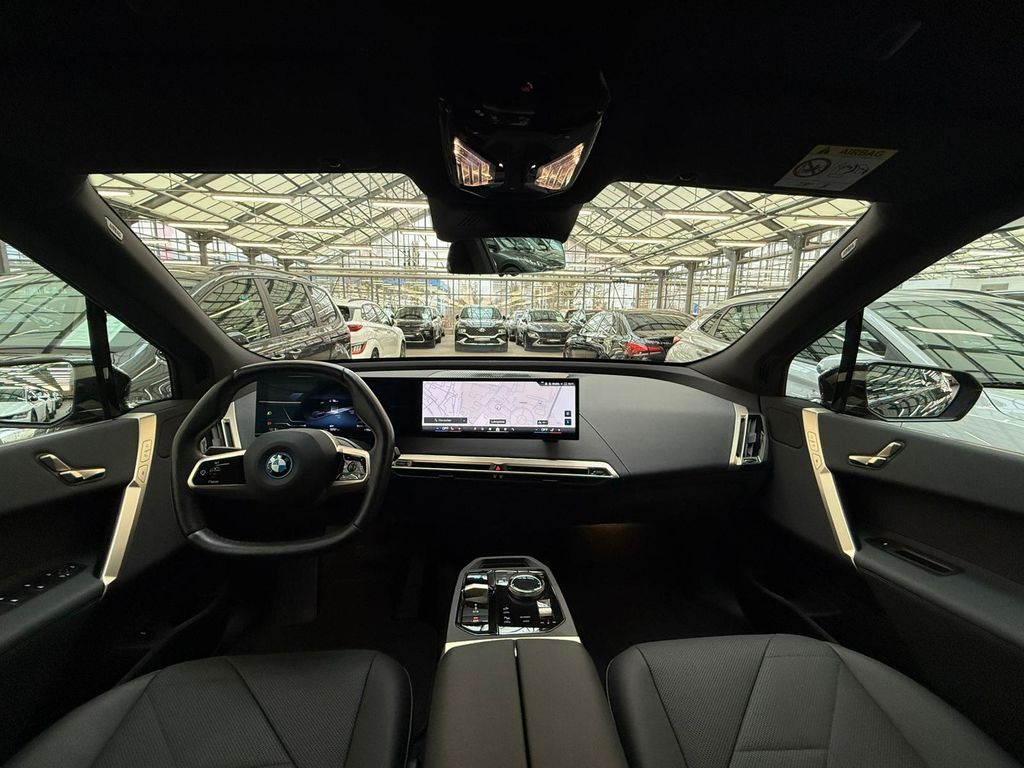 BMW iX 2023