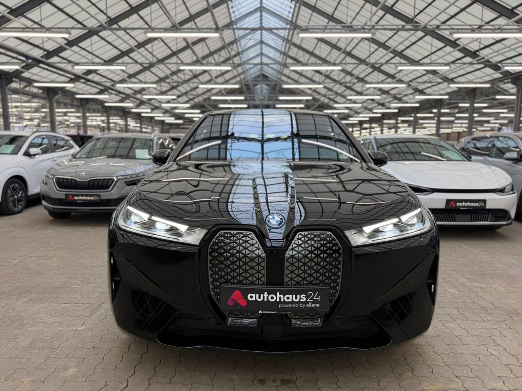 BMW iX 2023