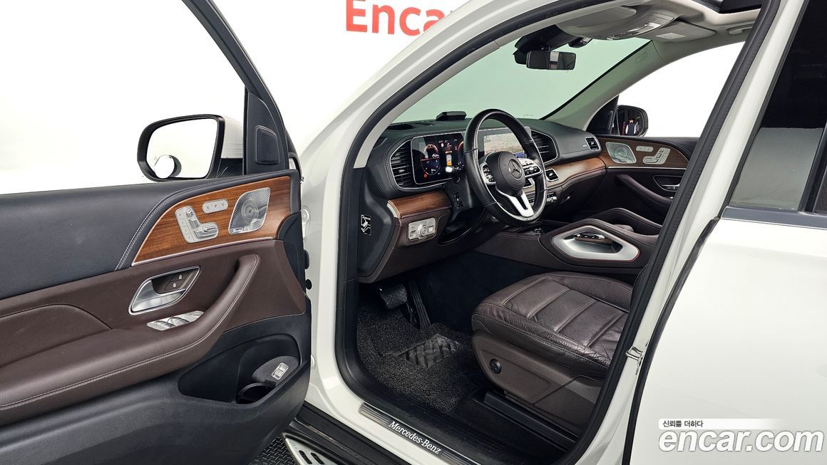 Mercedes-Benz GLE-Class 2021