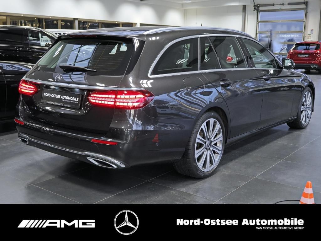 Mercedes-Benz E 220 2021