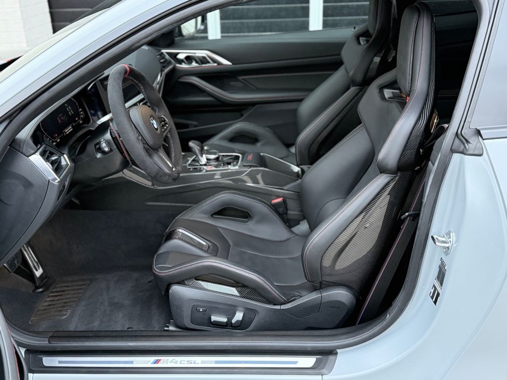 BMW M4 2023