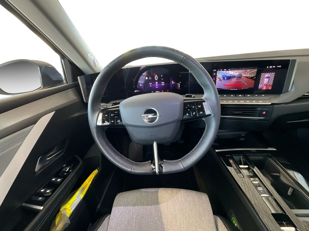 Opel Astra 2023