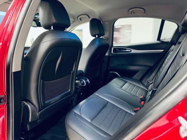 Alfa Romeo Stelvio 2021