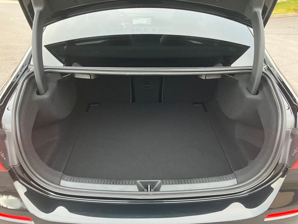 Mercedes-Benz A 200 2024