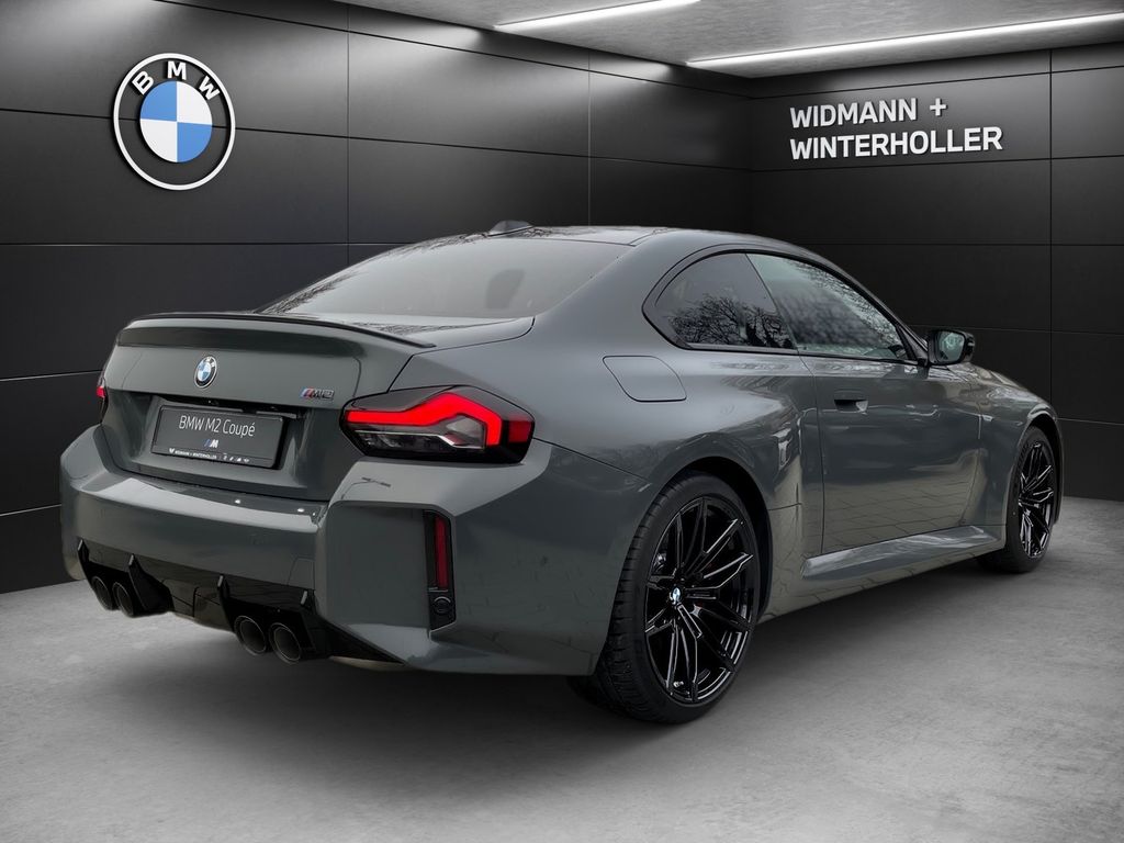 BMW M2 2025