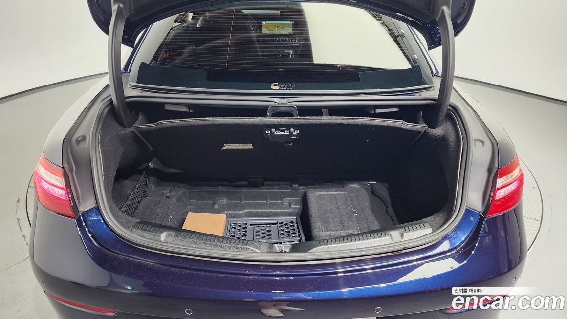 Mercedes-Benz E-Class 2017