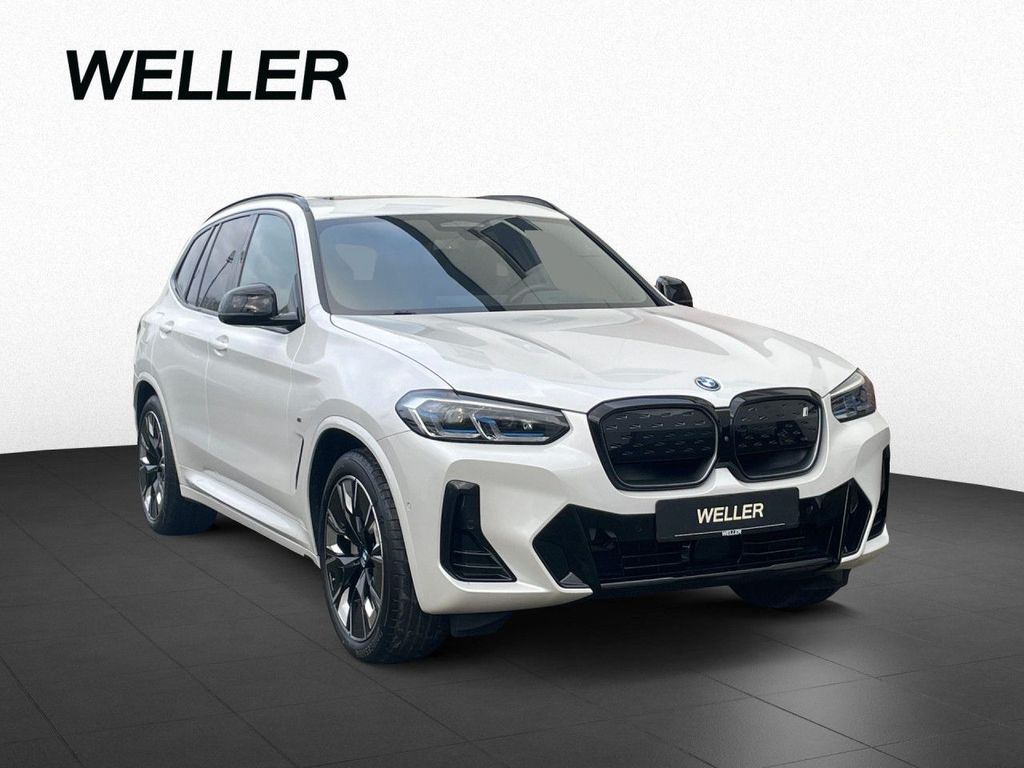BMW iX3 2023