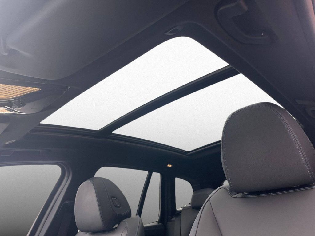 BMW iX3 2023