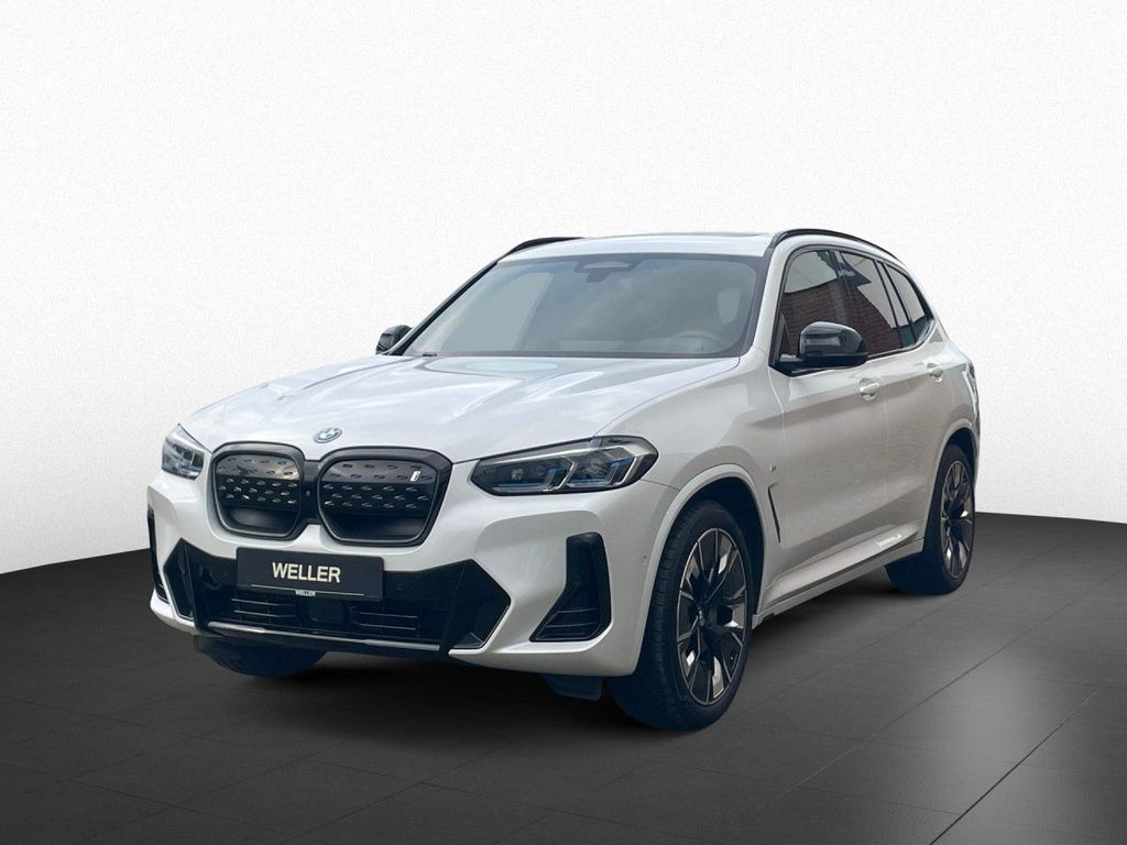 BMW iX3 2023