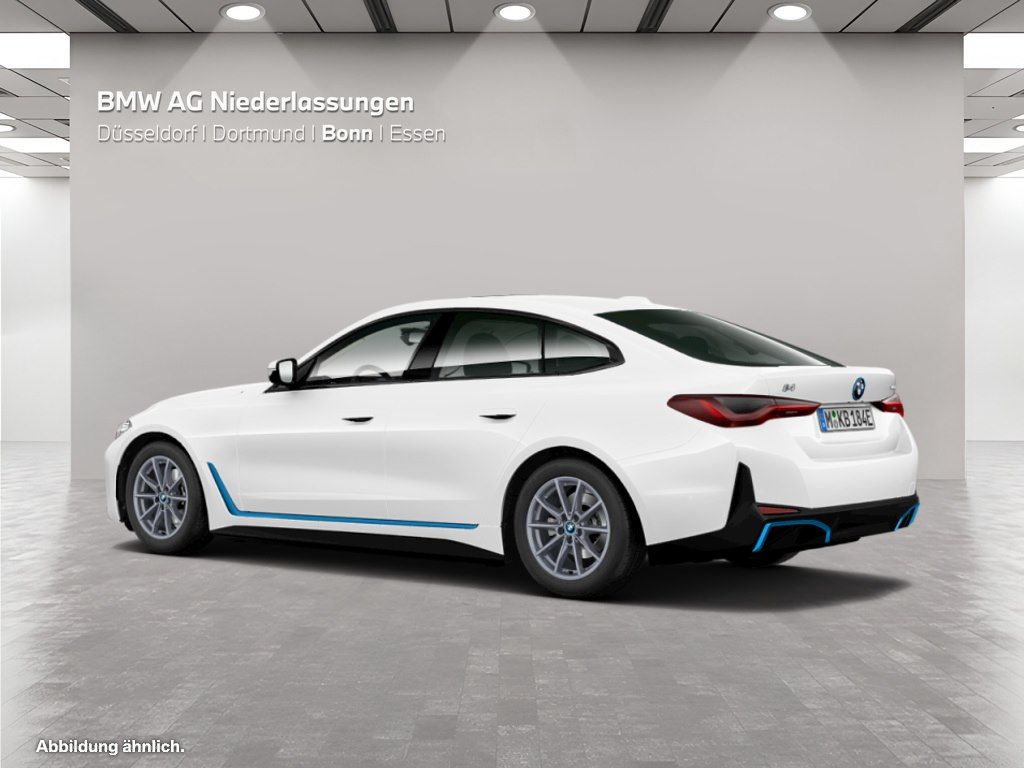 BMW i4 2023