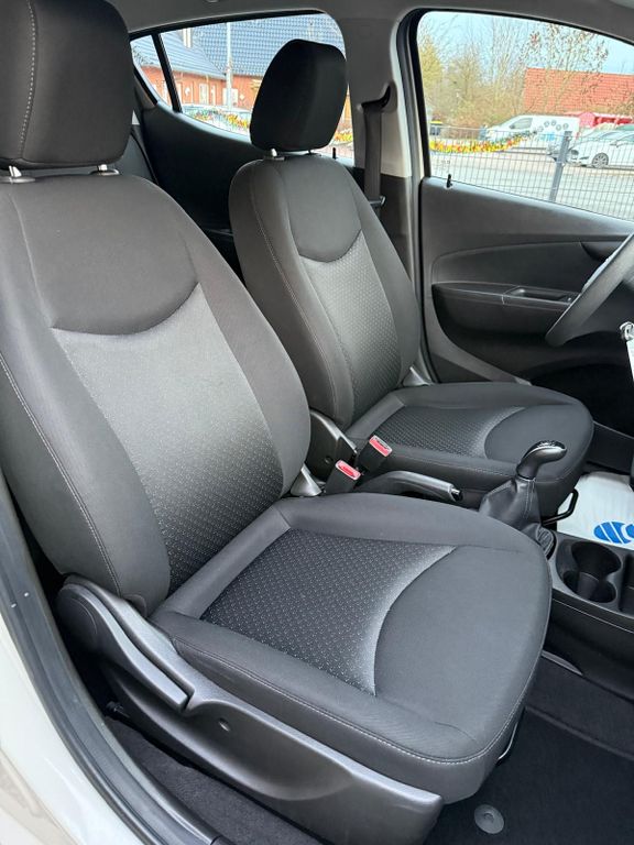 Opel Karl 2016