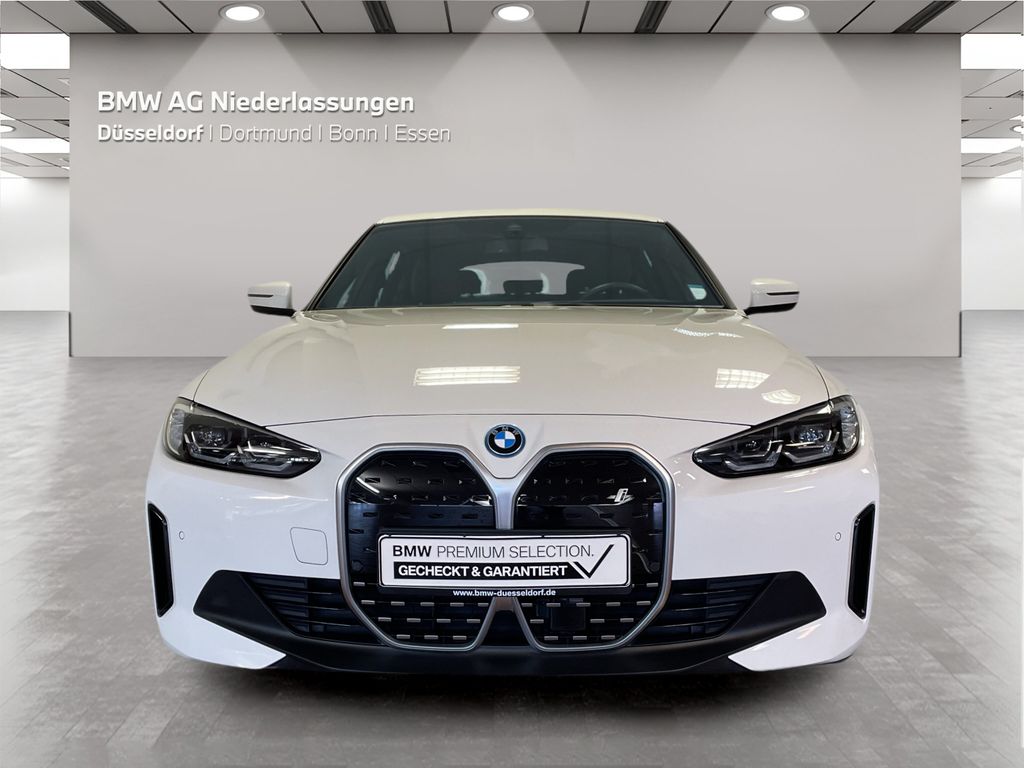 BMW i4 2023