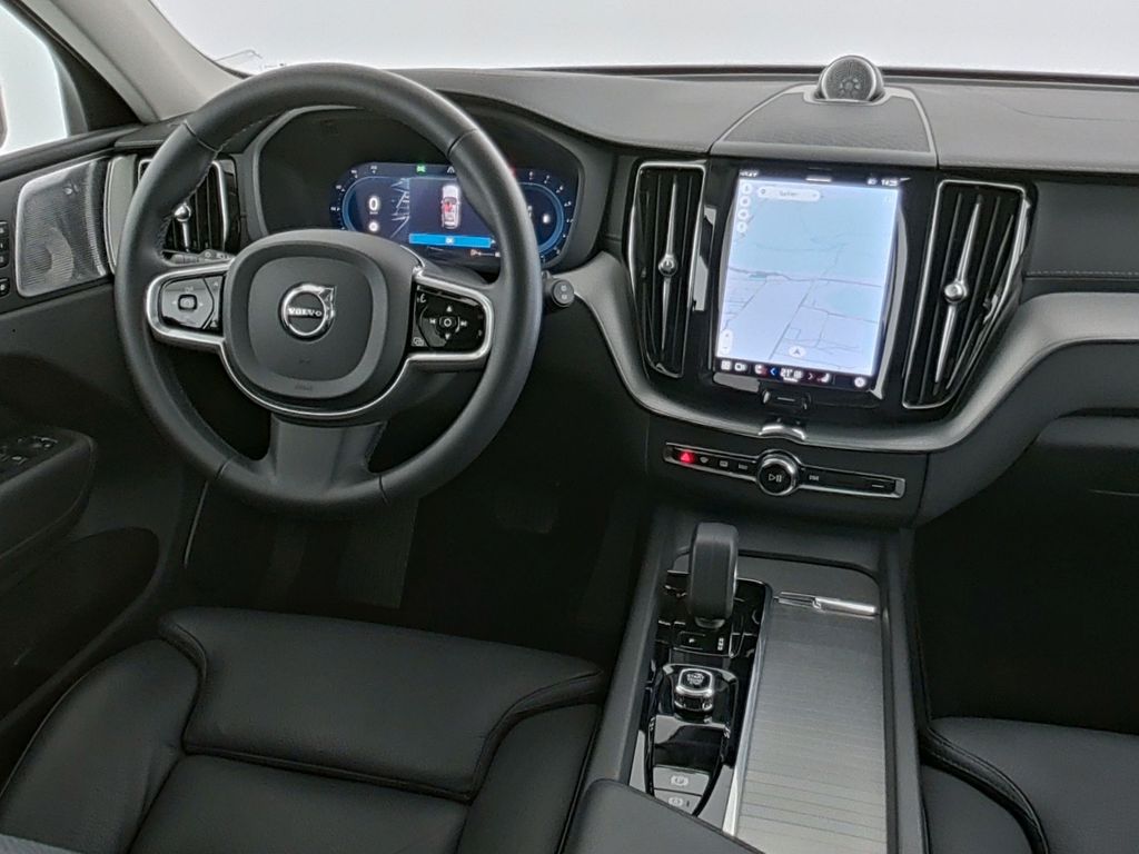 Volvo XC60 2022