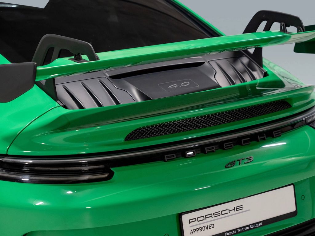 Porsche 992 2023