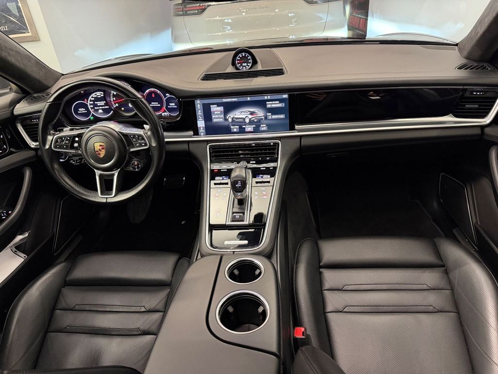 Porsche Panamera 2018