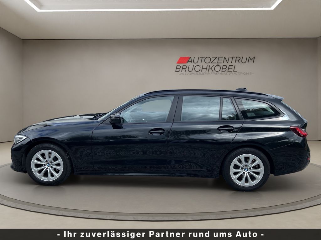 BMW 318 2021