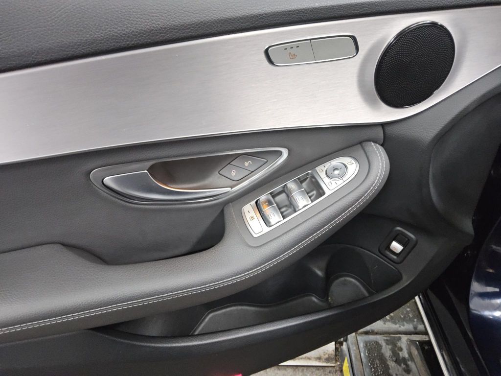 Mercedes-Benz C 300 2020