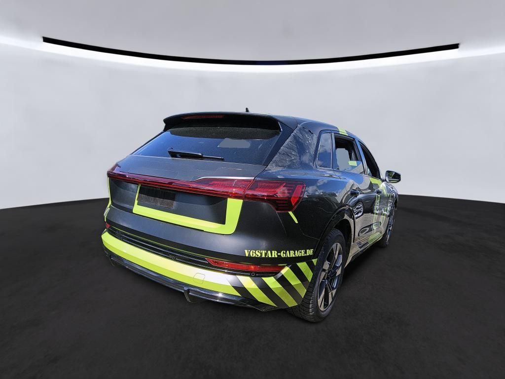 Audi e-tron 2023