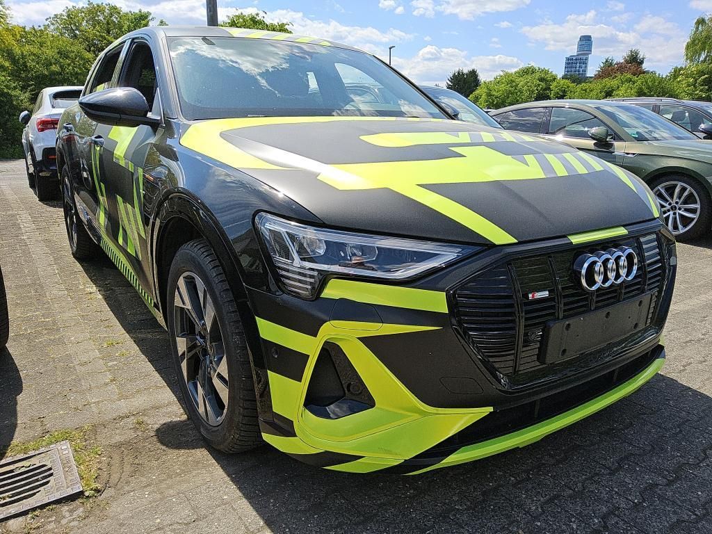 Audi e-tron 2023