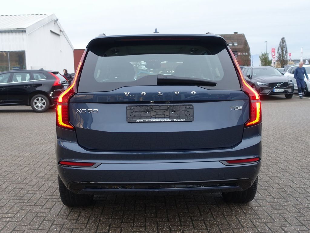 Volvo XC90 2025