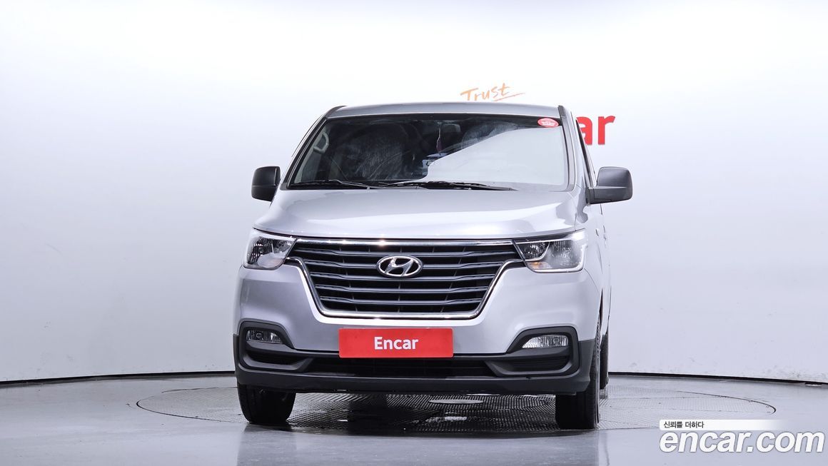 Hyundai Starex 2019