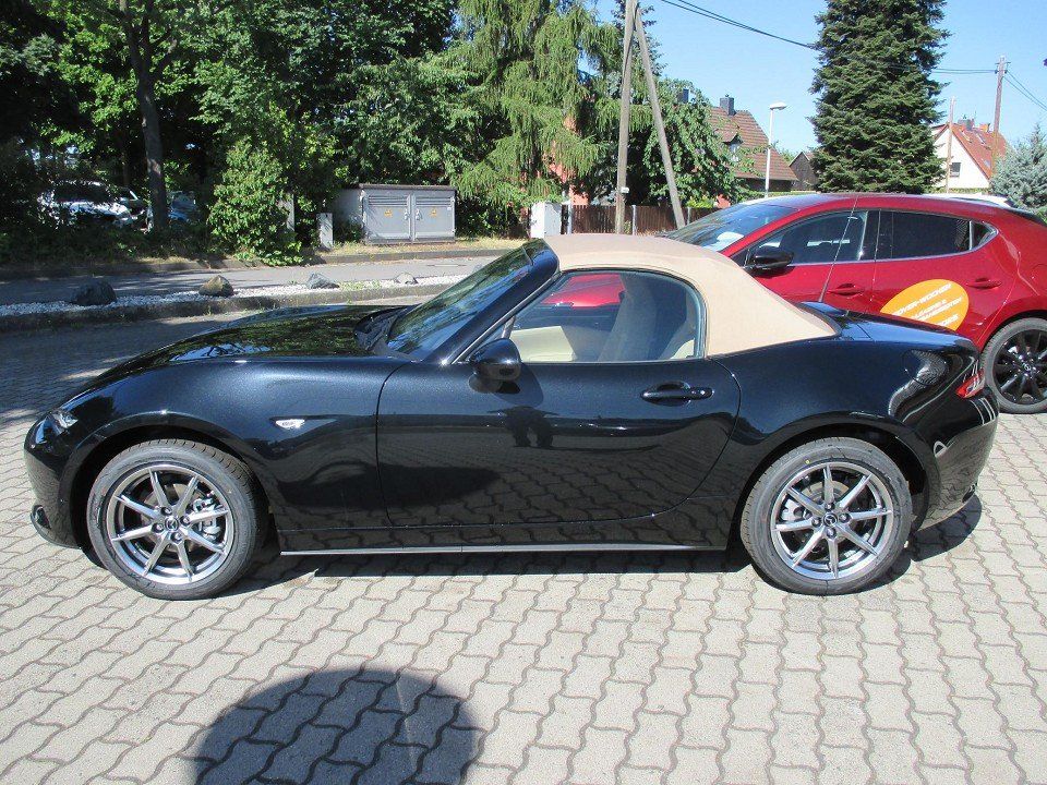 Mazda MX-5 2025
