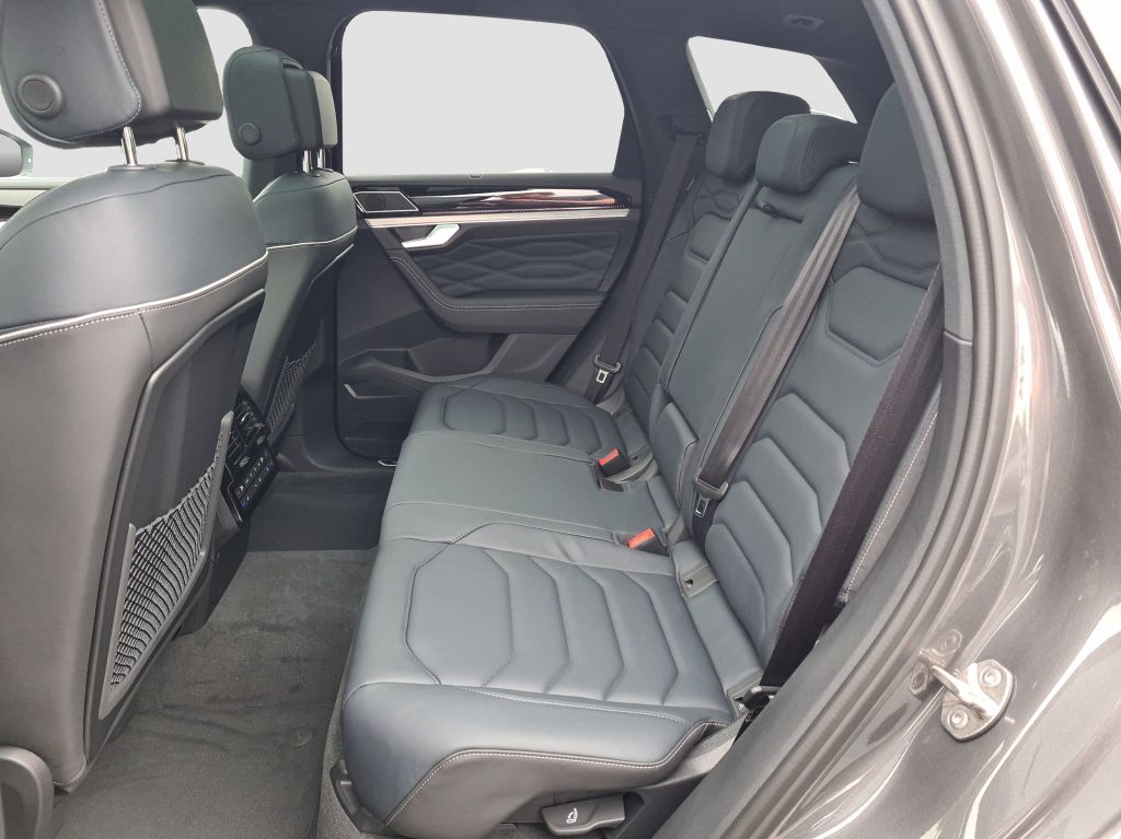 Volkswagen Touareg 2025