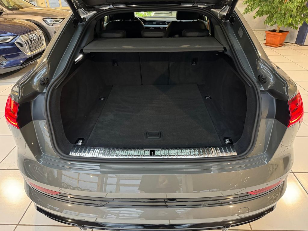 Audi e-tron 2022