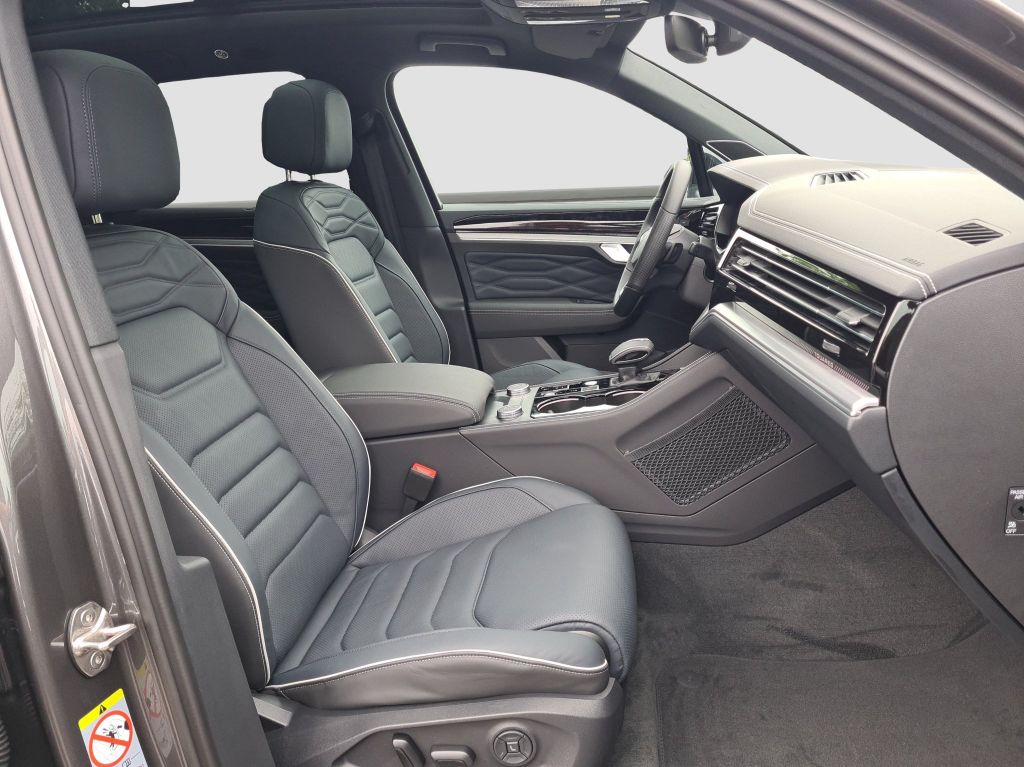 Volkswagen Touareg 2025