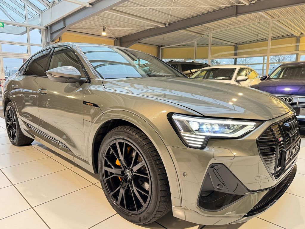 Audi e-tron 2022