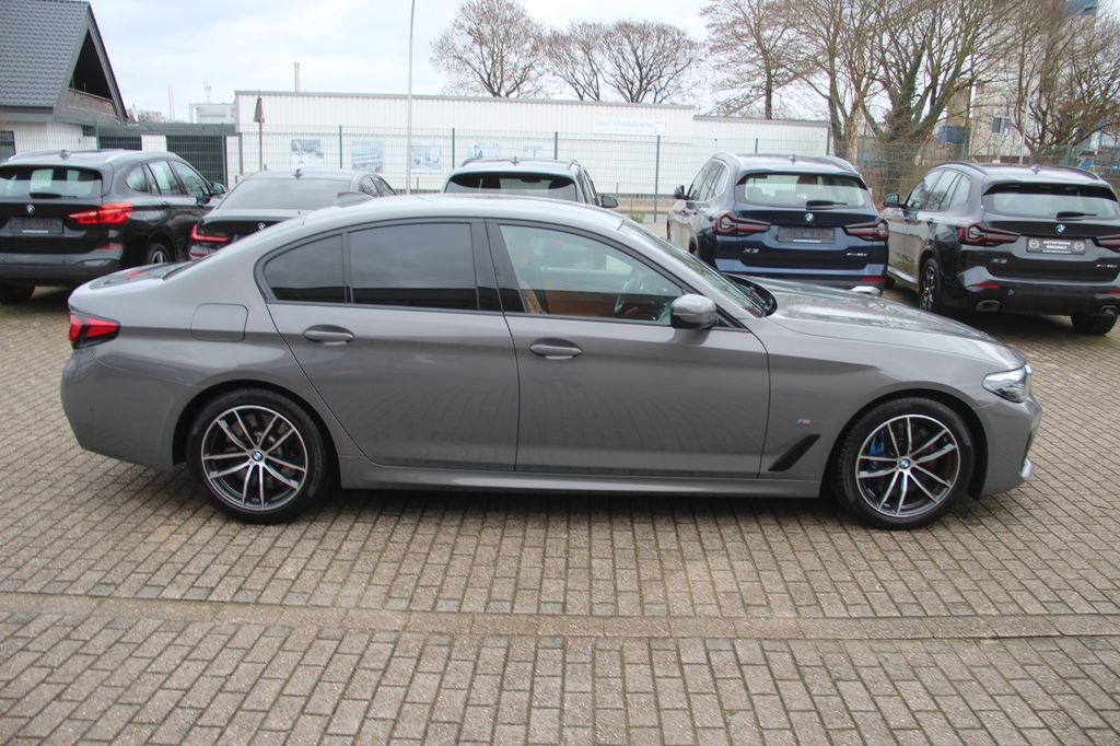 BMW 540 2021
