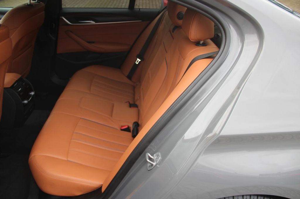BMW 540 2021