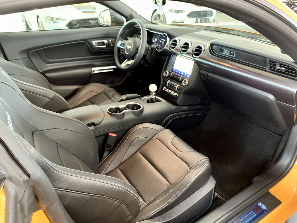 Ford Mustang 2025