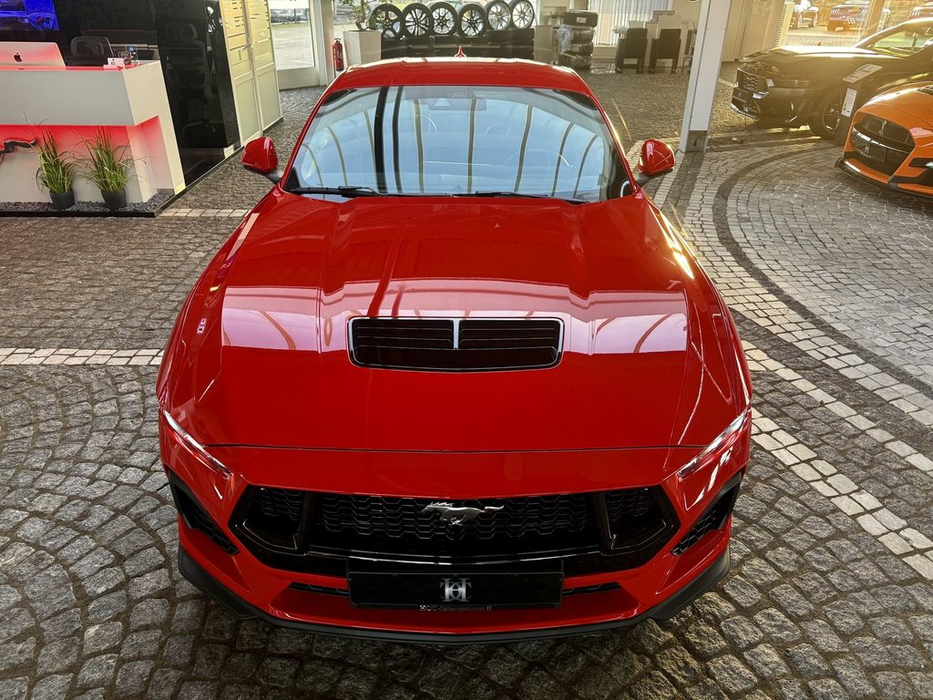 Ford Mustang 2025