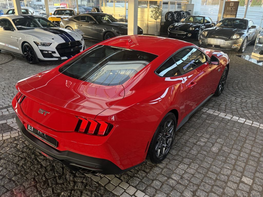 Ford Mustang 2025